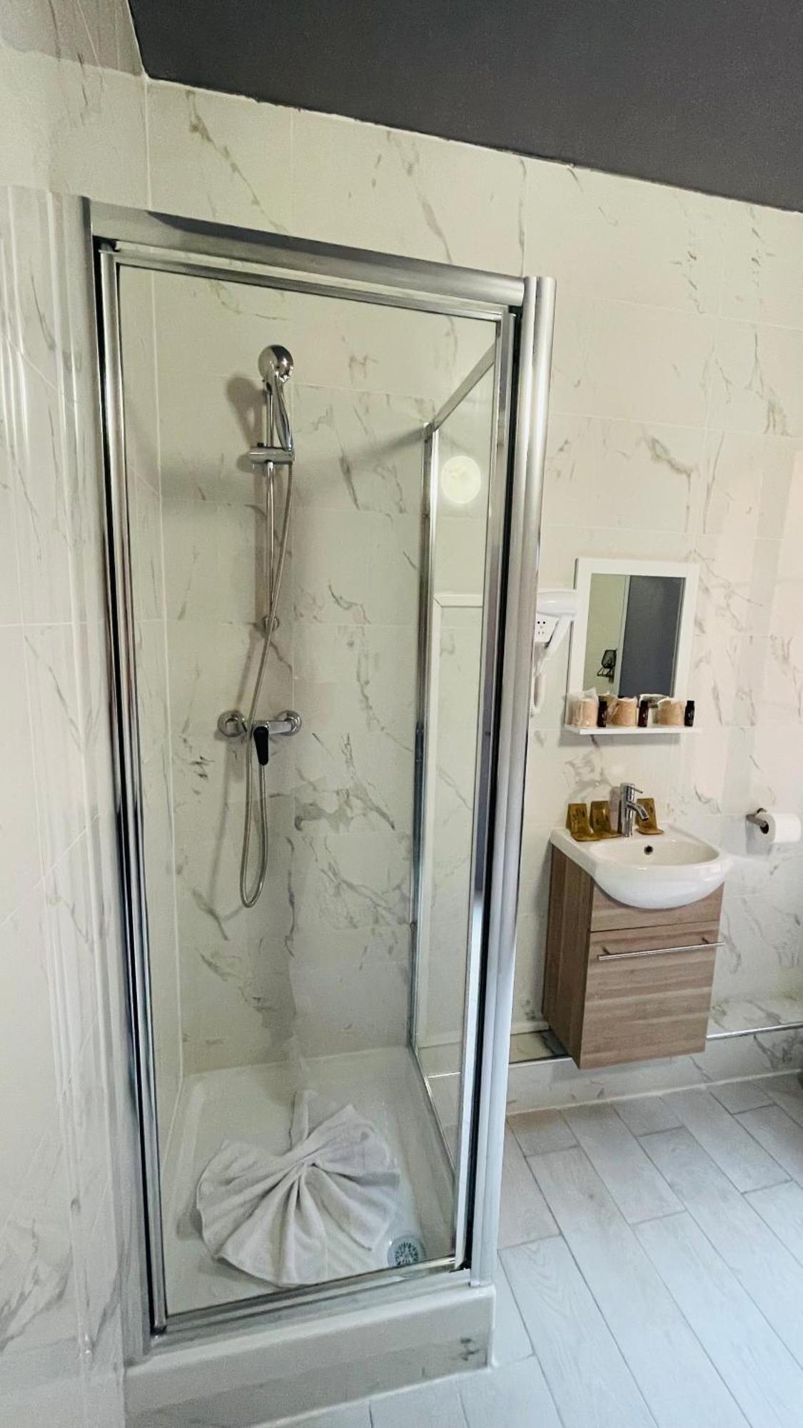 פריז Hotel Louvain מראה חיצוני תמונה